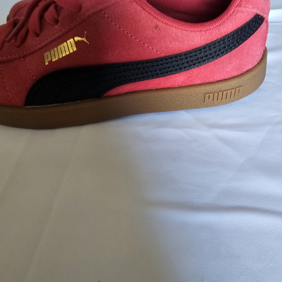 Puma Red and Black Suede Sneakers - Picture 7 of 9